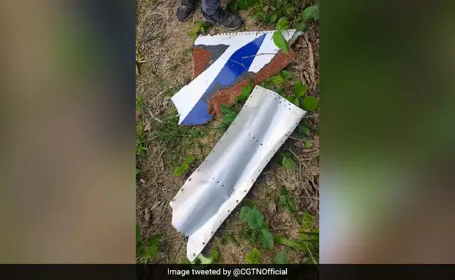 Çin'de Uçak Düştü!