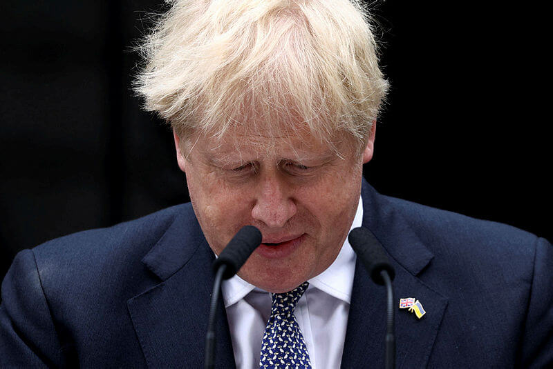 Boris Johnson Neden İstifa Etti?
