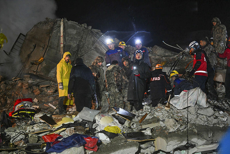 AFAD Açıkladı: Depremde Can Kaybı Artıyor...